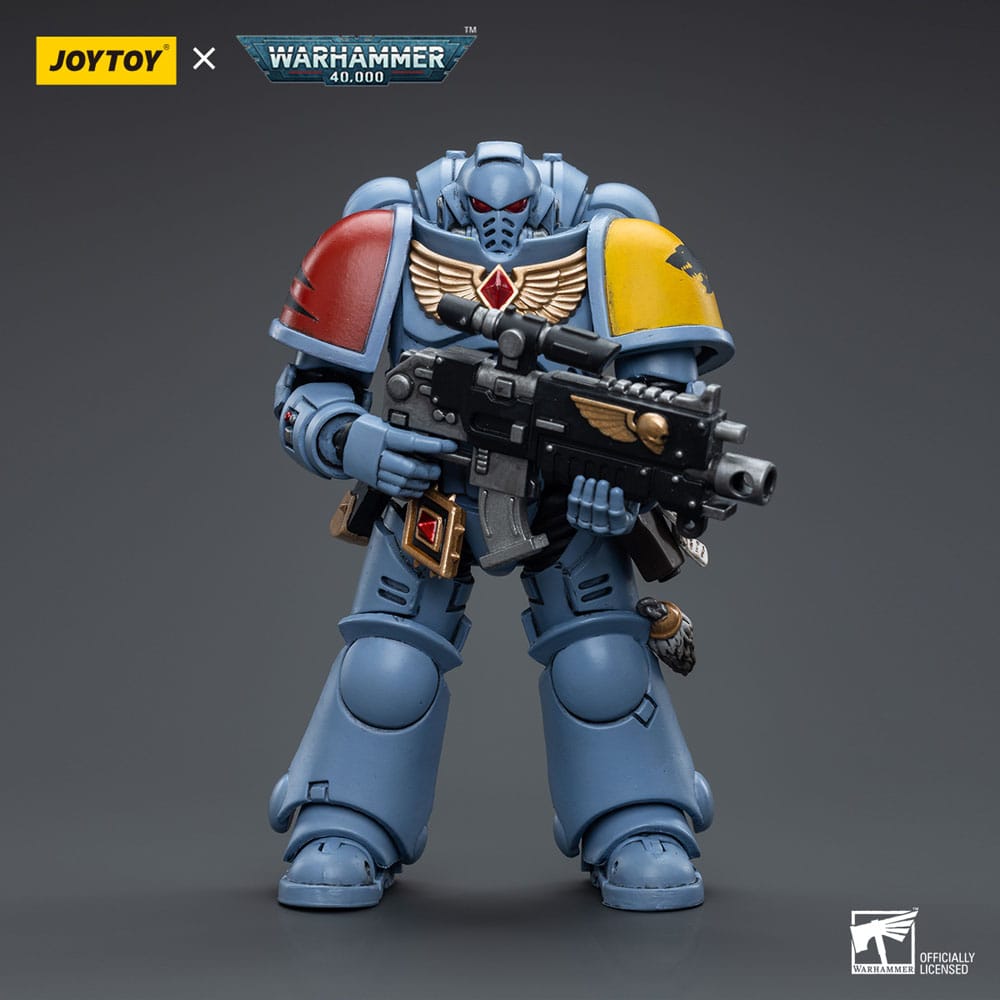 Joy Toy Space Wolves Intercessor 12cm figure holding bolt rifle, front view on grey background