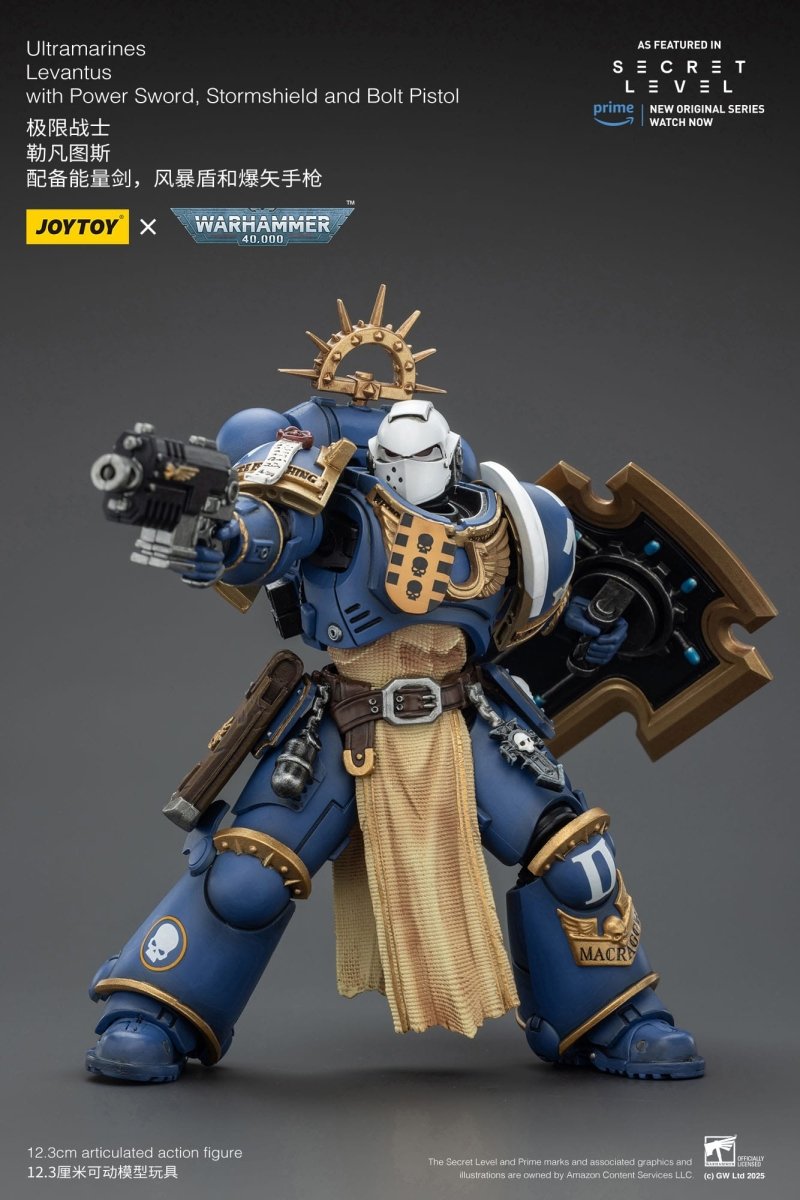 Joy Toy Warhammer 40k: Ultramarines Levantus with Power Sword, Stormshield and Bolt Pistol 13cm - Loaded Dice