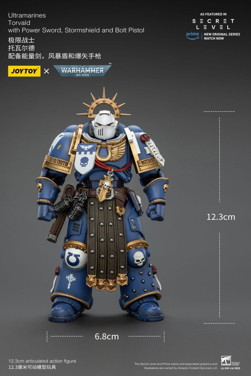 Joy Toy Warhammer 40k: Ultramarines Torvald with Power Sword, Stormshield and Bolt Pistol 13cm - Loaded Dice