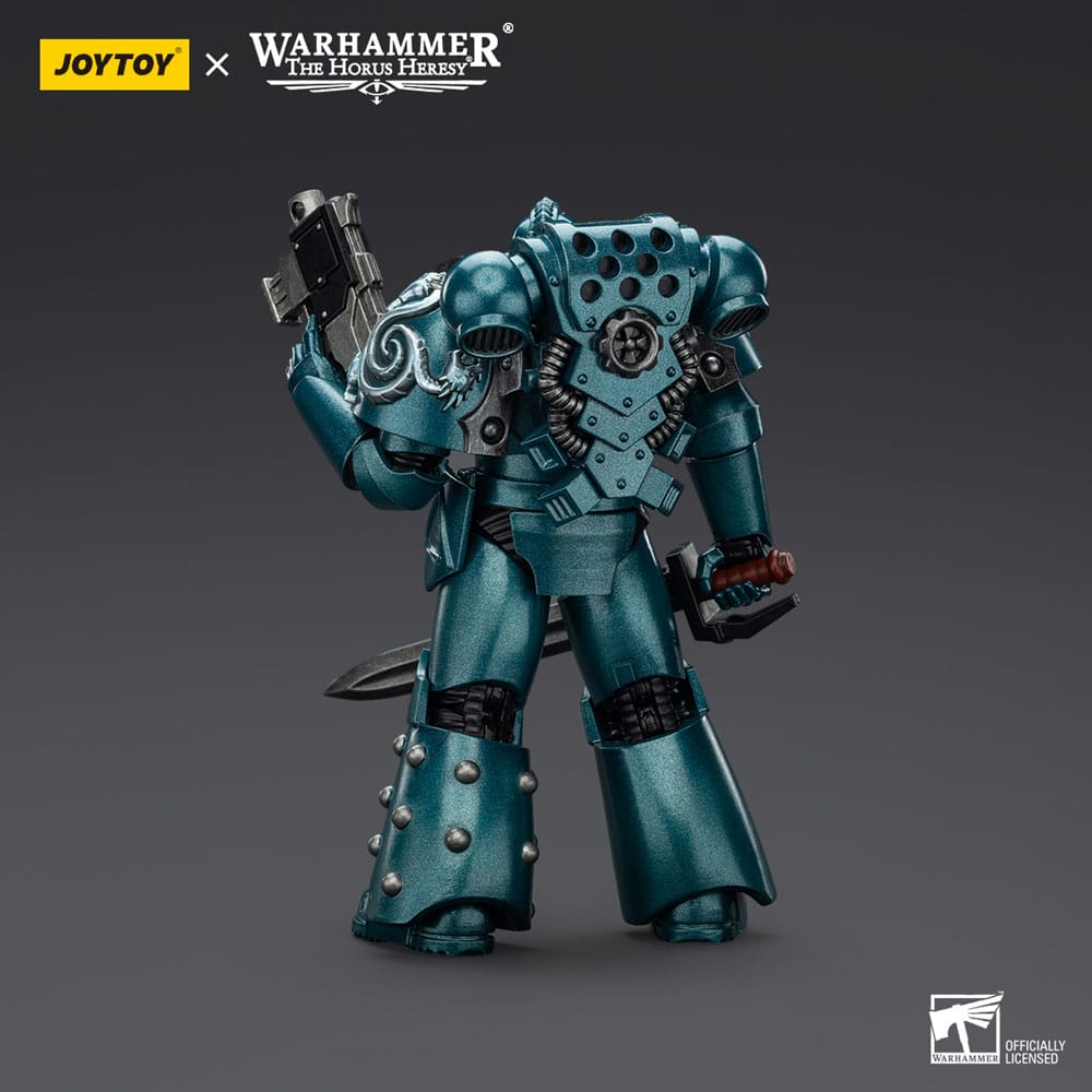 JoyToy Horus Heresy Alpha Legion Headhunter Prime figure, back view showing backpack, on dark