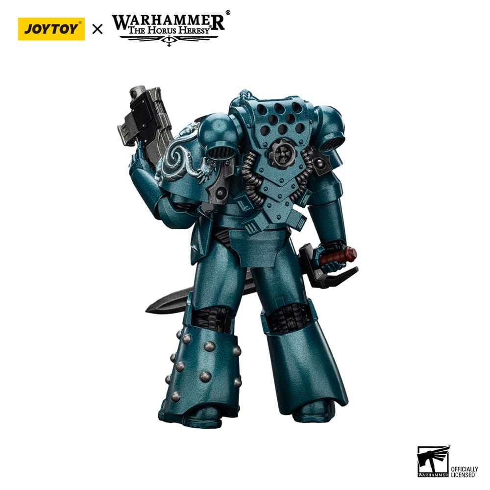 JoyToy Horus Heresy Alpha Legion Headhunter Prime figure, back view showing backpack, on white