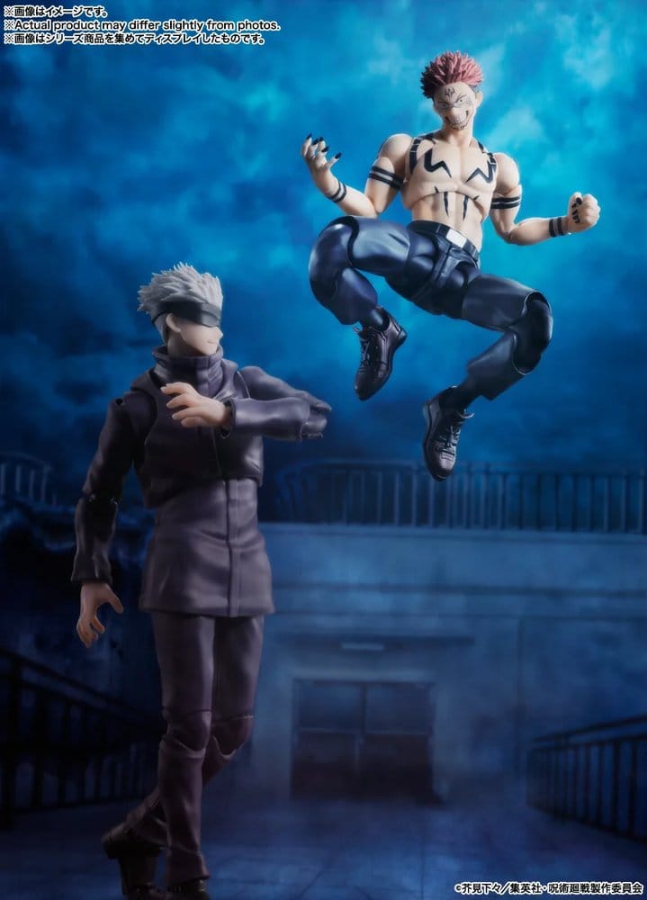 S.H.Figuarts Satoru Gojo displayed facing a leaping Sukuna figure in a rooftop scene, Jujutsu Kaisen