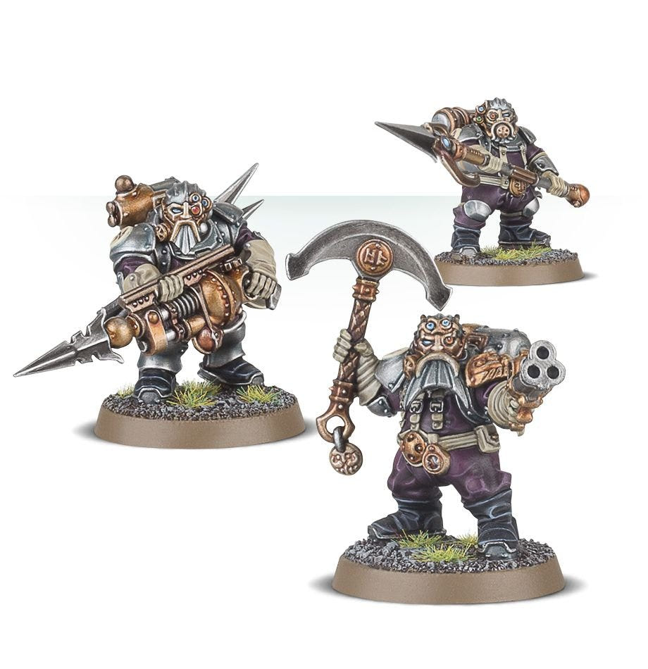 Three painted Kharadron Arkanauts with polearms and pistols