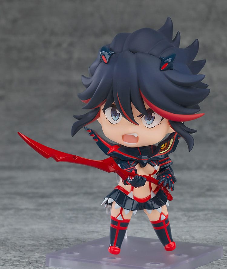 Ryuko Matoi Nendoroid with shouting faceplate swinging the Decapitation Mode blade