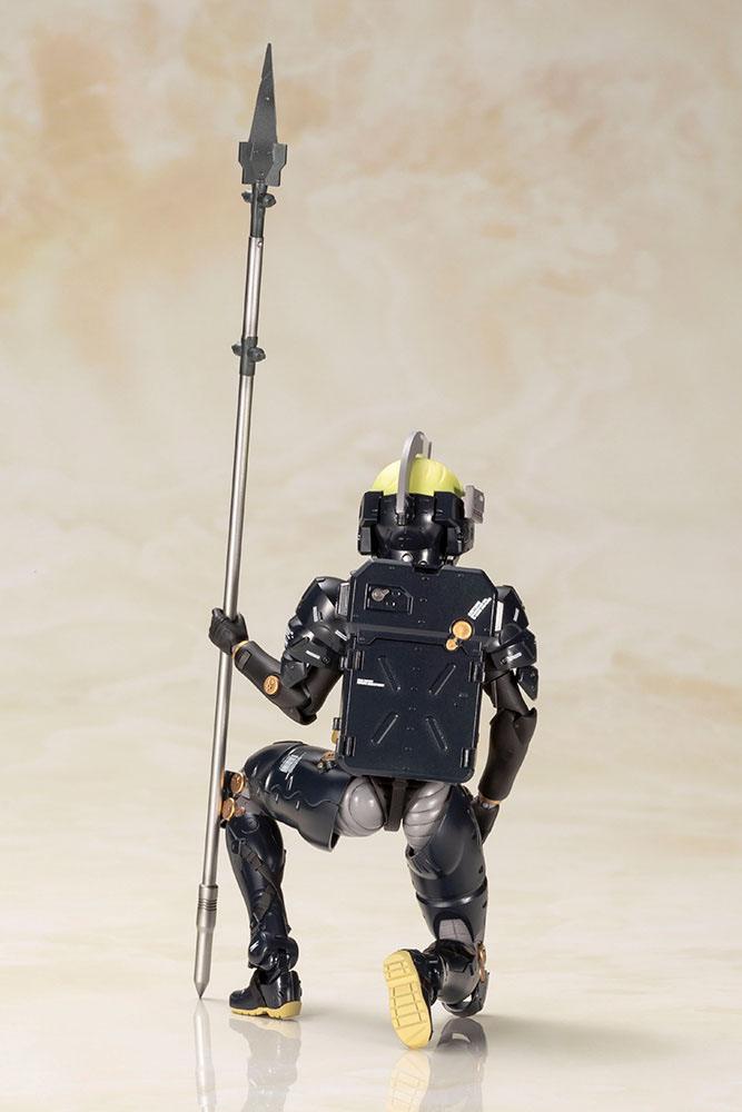 Ludens Black Ver. model kit kneeling rear view showing backpack and spear