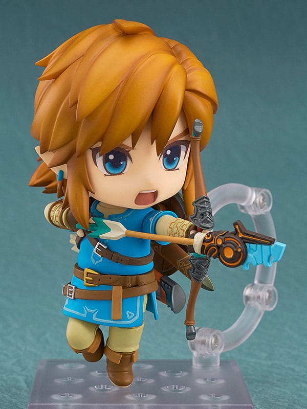Nendoroid Breath of the Wild Link leaping and drawing a bow with arrow nocked