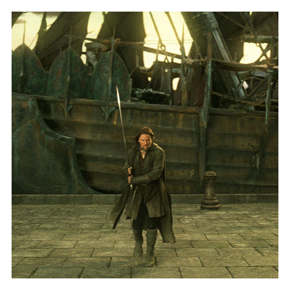 Aragorn with sword drawn on a ship deck, Return of the King scene for the Weta Workshop statue