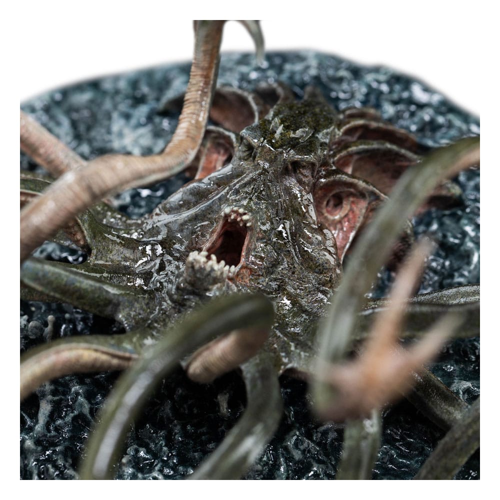 Watcher in the Water mini statue close-up of the maw surrounded by coiled tentacles