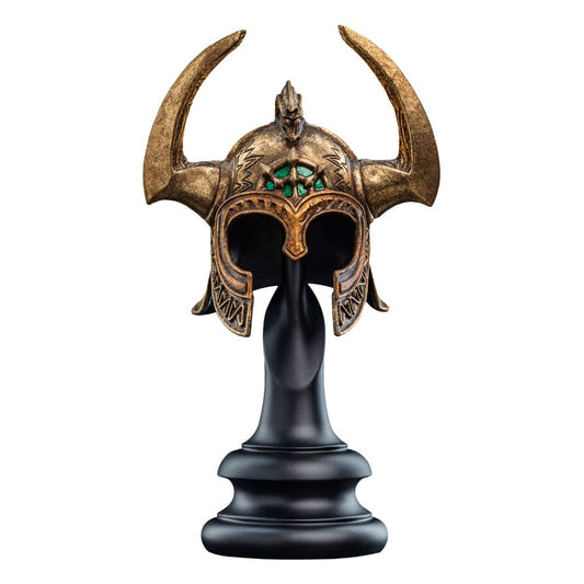 Weta Workshop 1/4 replica of the Helm of King Helm, horned bronze helmet on black stand, front view