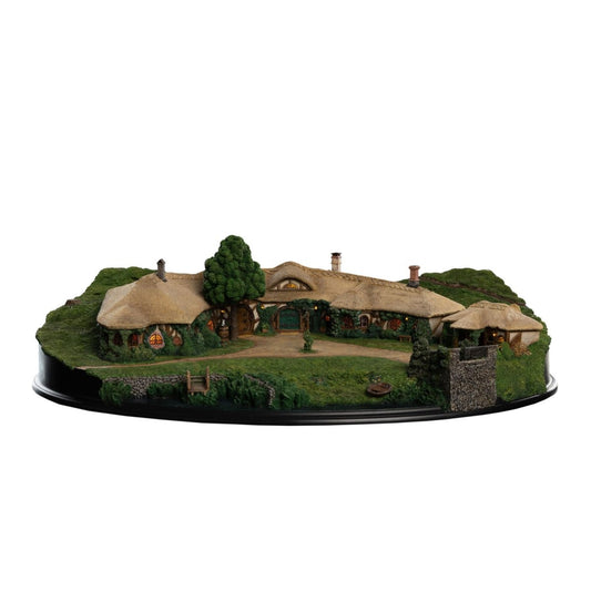 Lord of the Rings Statue The Green Dragon Inn ETA Aug 2026 - Loaded Dice