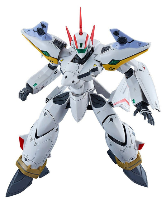 Max Factory PLAMAX 1/72 VF-19P Excalibur Battroid mode kit built, front view in white livery
