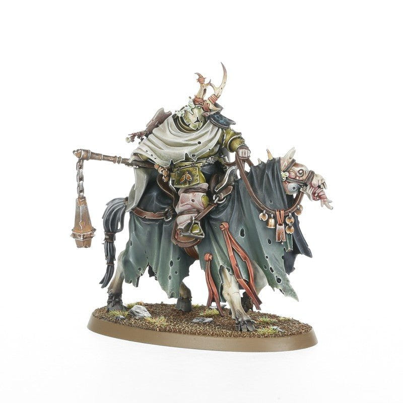 Painted Sloven Knight with flail and pale shroud on a foetid steed, three-quarter view