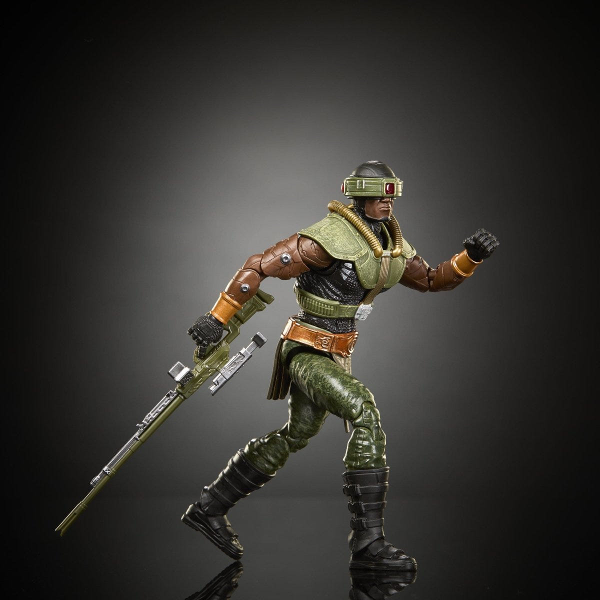 Tri-Klops Movie Chronicles figure lunging forward with his rifle held low
