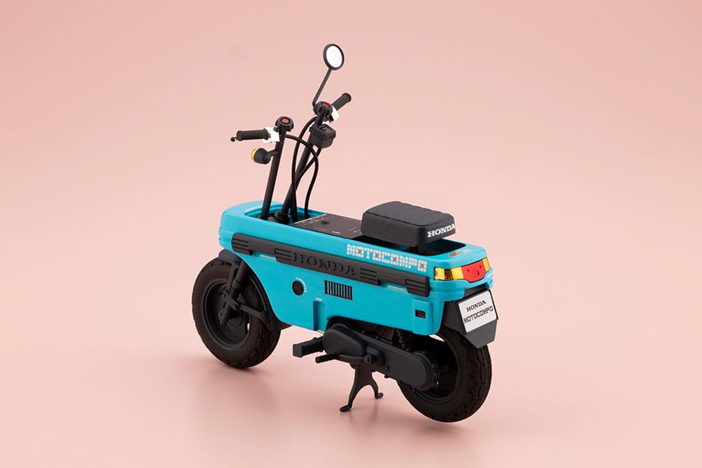 1/12 Honda Motocompo scooter from the Knight Alice set, rear three-quarter view with seat