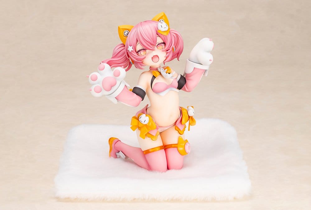 Puni Mofu Mao figure kneeling on the included white fabric base, front view