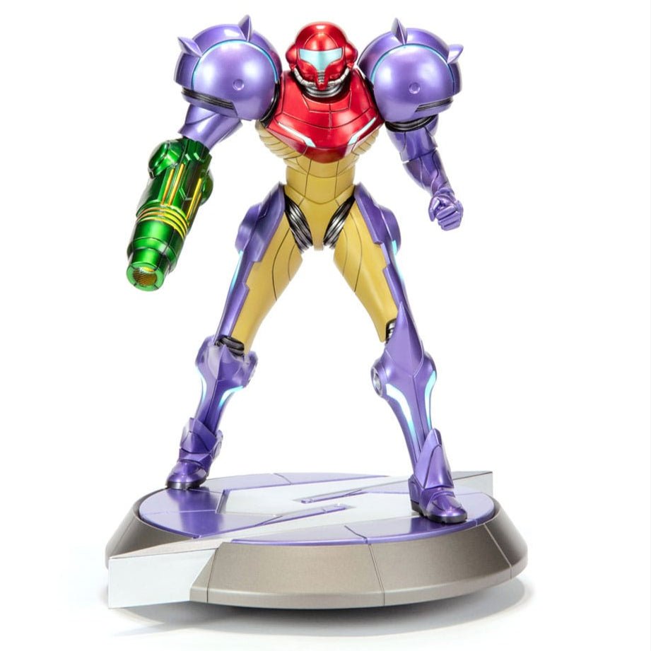 First 4 Figures Metroid Prime Samus Gravity Suit 25cm statue, front view on the Screw Attack emblem base