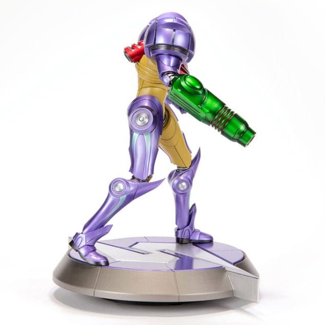 Metroid Prime Samus Gravity Suit statue, right-side view showing the green arm cannon