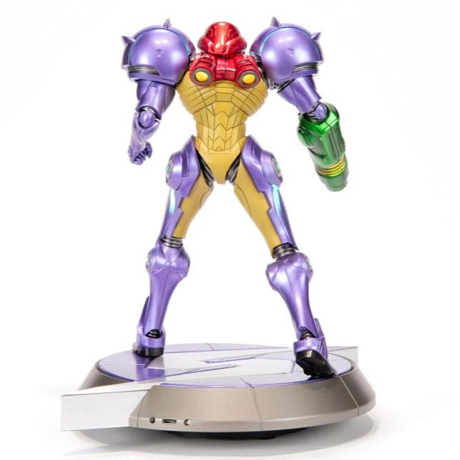 Metroid Prime Samus Gravity Suit statue, rear view showing the yellow back panel and base
