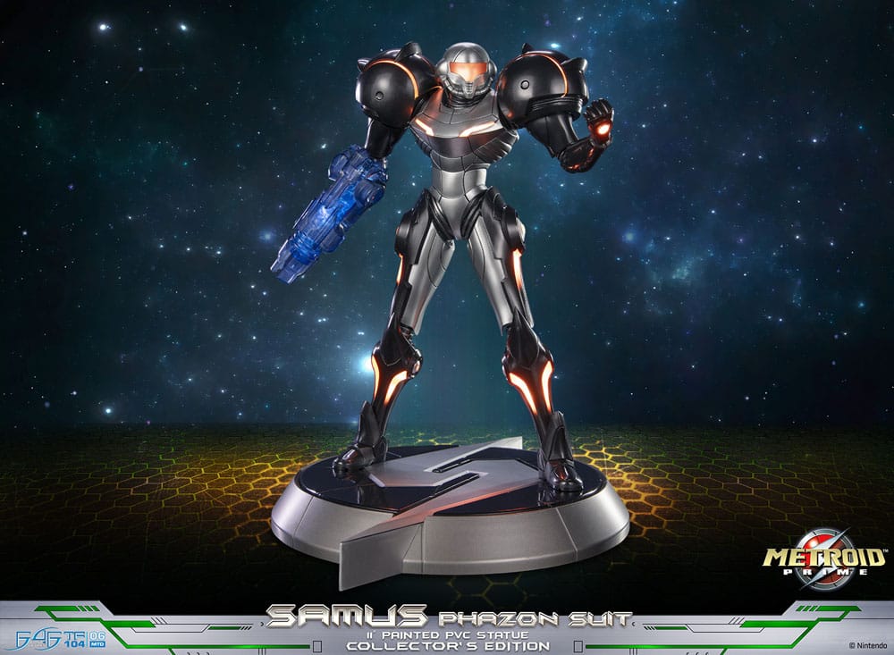 Samus Phazon Suit Collector's Edition statue on a starfield backdrop, front view lit up