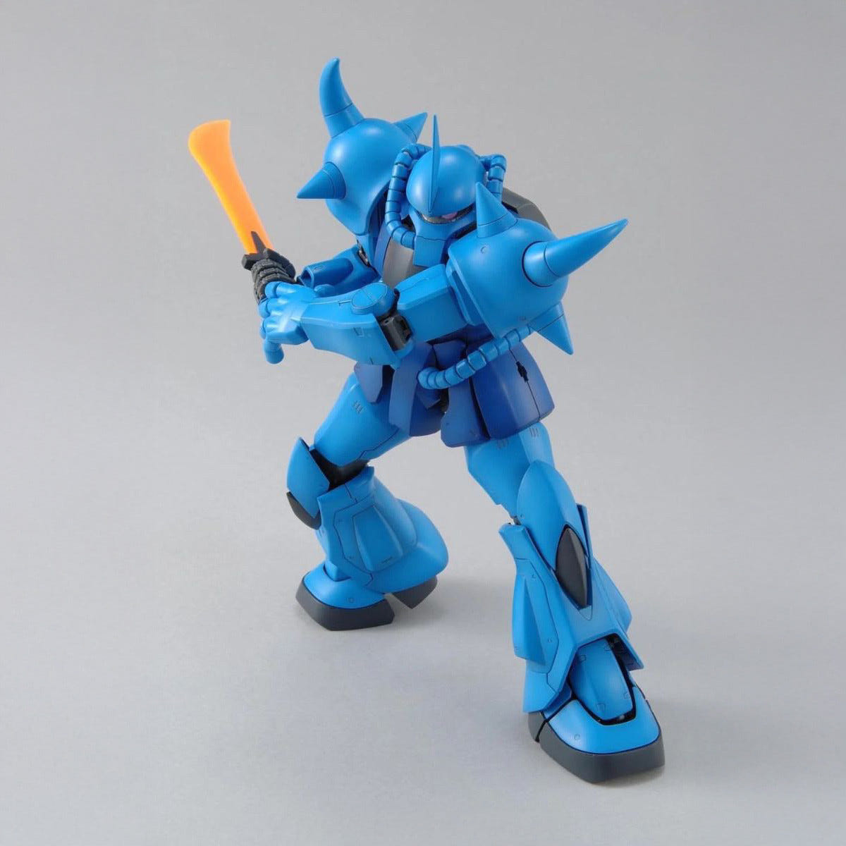 Bandai MG 1:100 Gouf Version 2.0 - MK61585