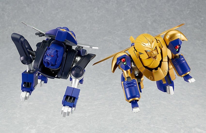 Queen Cideron Yari Panther mode next to King Squasher lion mode, Moderoid kits