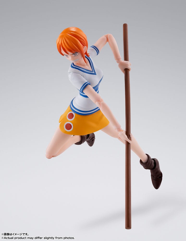 One Piece S.H.Figuarts Nami Romance Dawn figure, swinging on her staff
