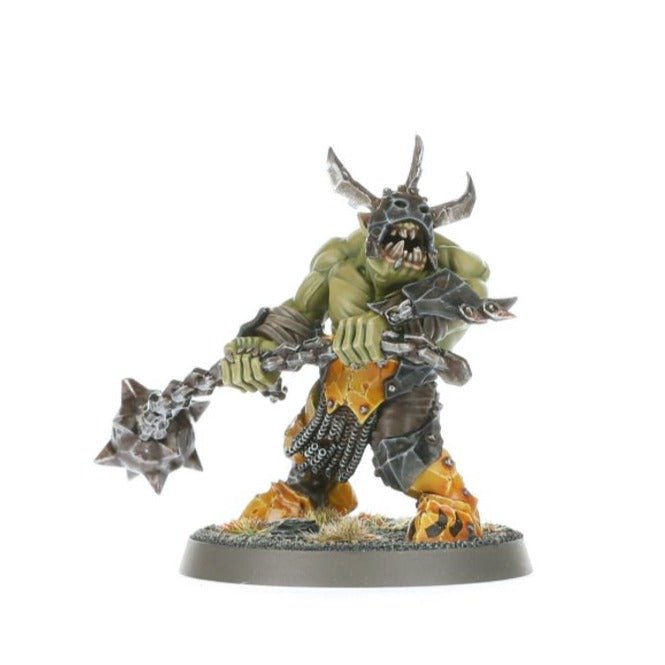 Painted Weirdbrute Wrekka in a horned iron mask swinging a chain-smasha flail, Orruk Warclans miniature