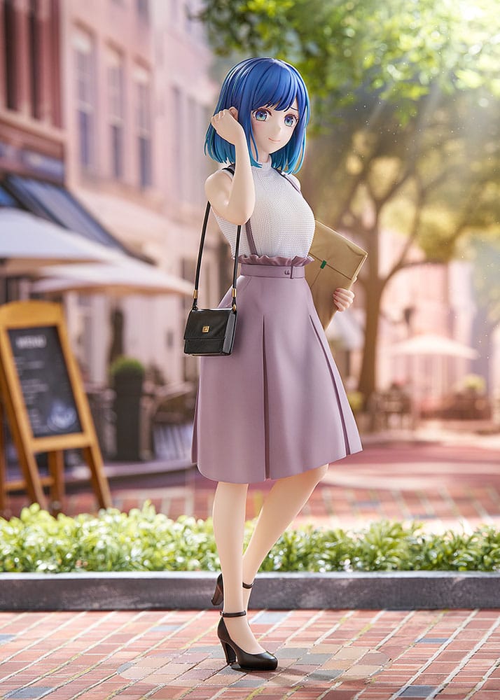 Akane Kurokawa Date Style 1/6 figure posed against a street scene backdrop