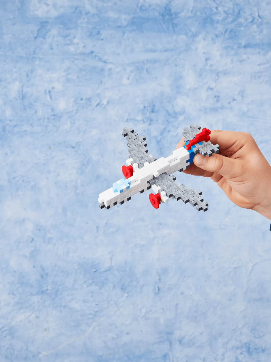 Plus-Plus Airplane build in play