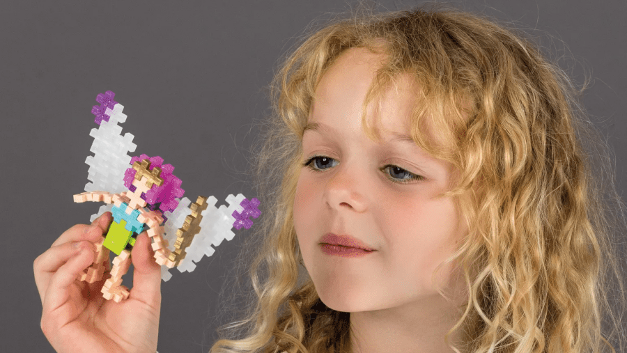Plus-Plus Fairy build in play