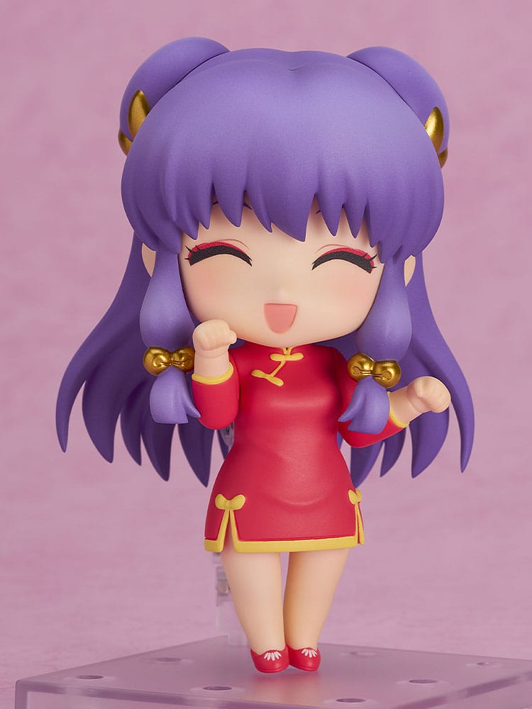 Shampoo Nendoroid with cheerful closed-eye faceplate and fists up