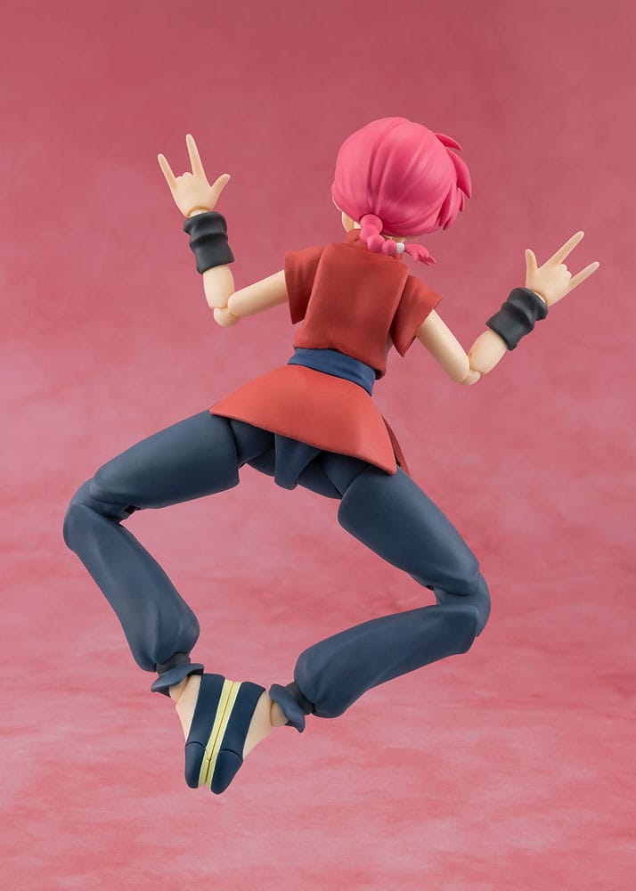 Ranma 1/2 S.H.Figuarts red-haired Ranma figure jumping, rear view with arms raised