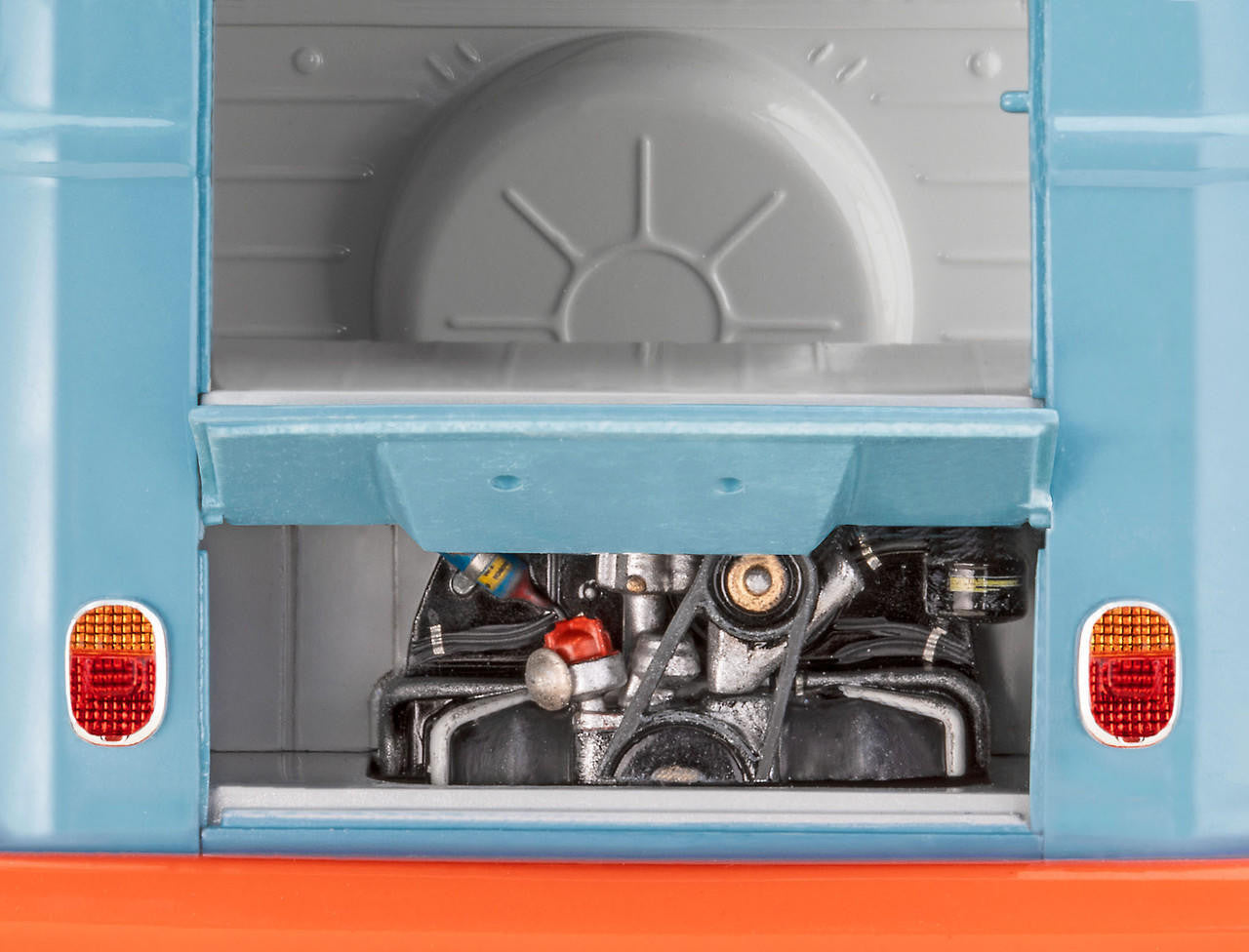 Revell VW T1 Panel Van (Gulf Decoration) 1:24 - Loaded Dice