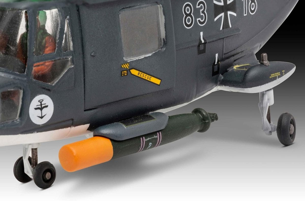 Revell Lynx Mk.88A fuselage close-up with under-slung torpedo and landing gear