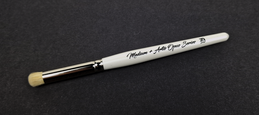 Artis Opus - Series D - Brush Size M+ - Loaded Dice