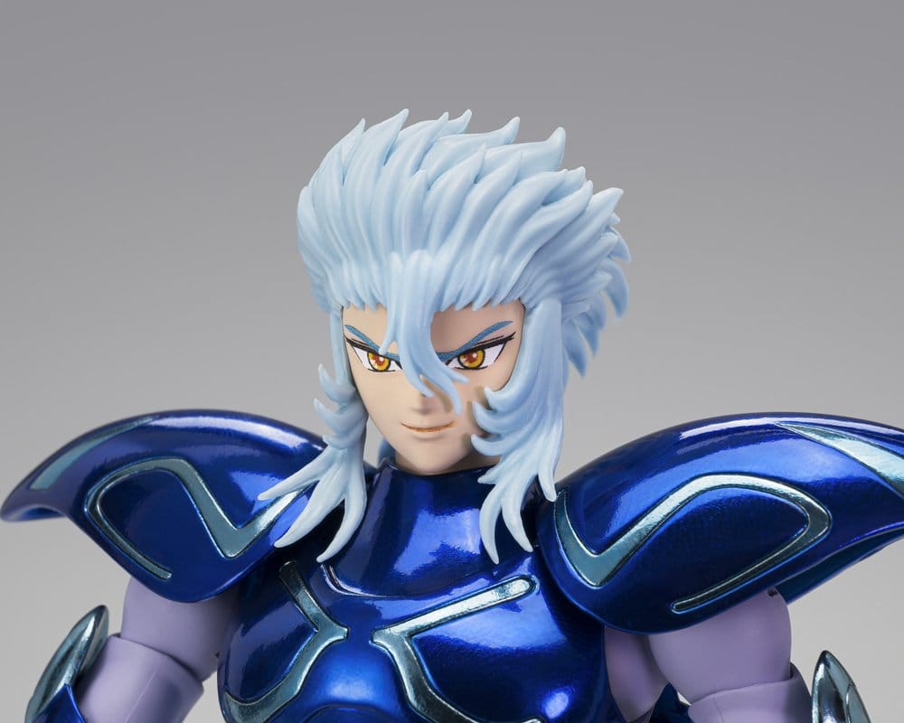 Close-up of the Saint Seiya Myth Ex Alioth Fenrir figure's alternate head with snarling look