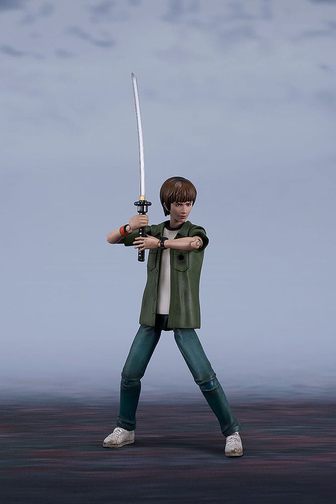 Kyoya Suda Plamatea kit holding the Homuranagi sword upright in both hands