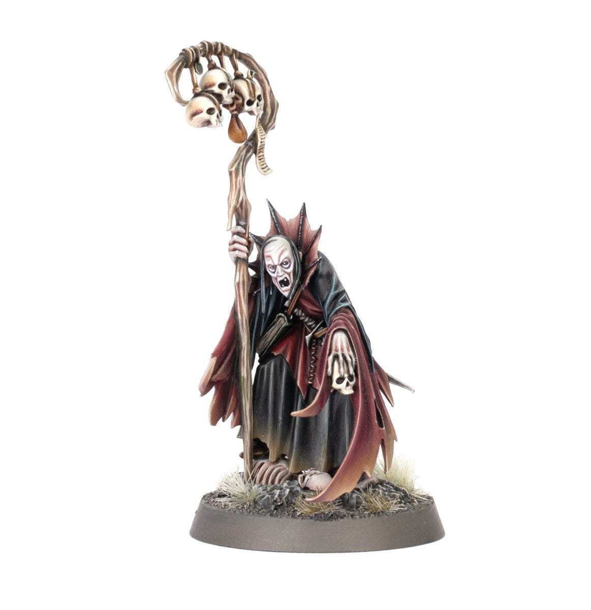 Painted Soulblight Gravelords Necromancer front view on a grey-rimmed 32mm round base