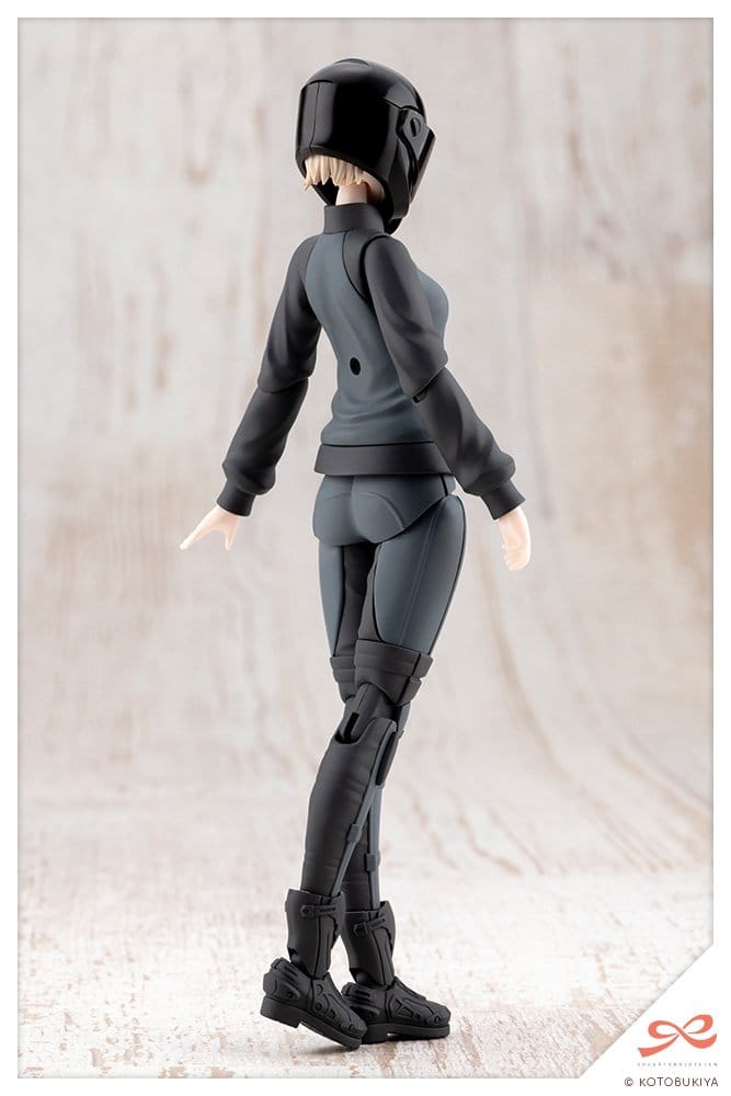 Rui Saotome Midnight Onyx helmeted riding suit kit, three-quarter side view