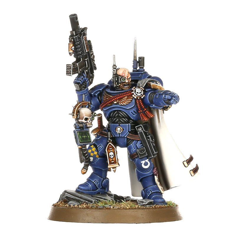 Space Marines: Captain in Phobos Armour painted miniature - Loaded Dice