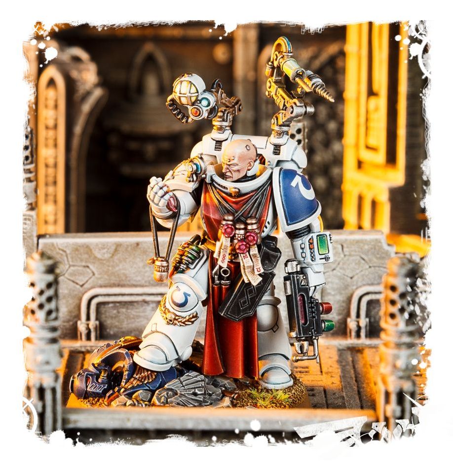 Space Marines Primaris Apothecary - Loaded Dice