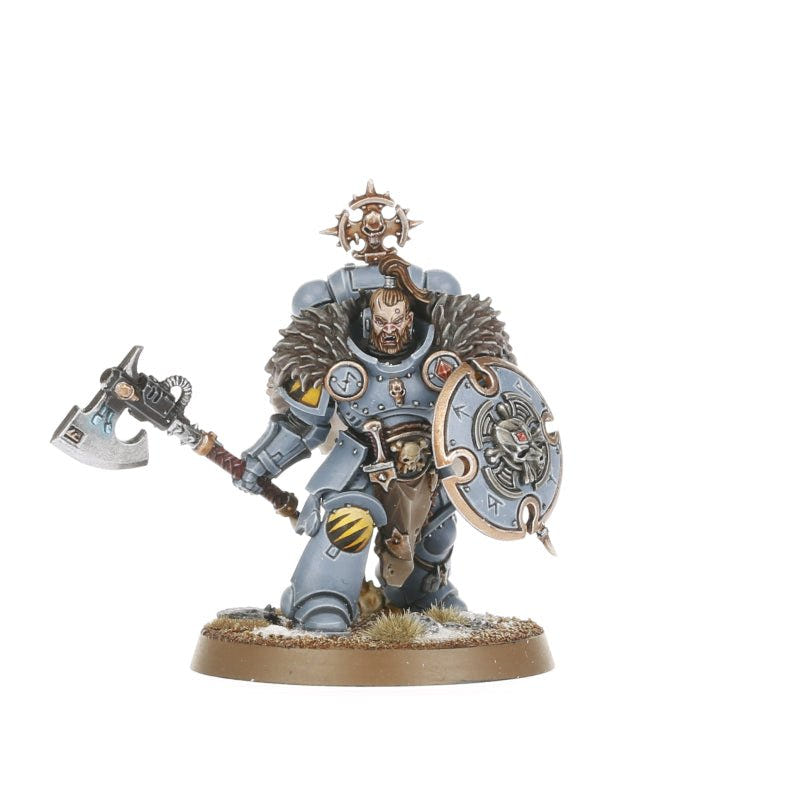 Painted Space Wolves Wolf Guard Headtaker with power axe and shield, bare head and topknot