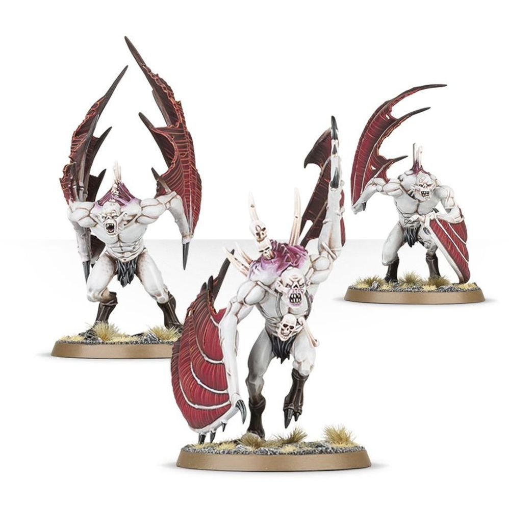 Three painted winged ghoul beasts with crimson wings, Flesh-eater Courts Charnel Watch miniatures