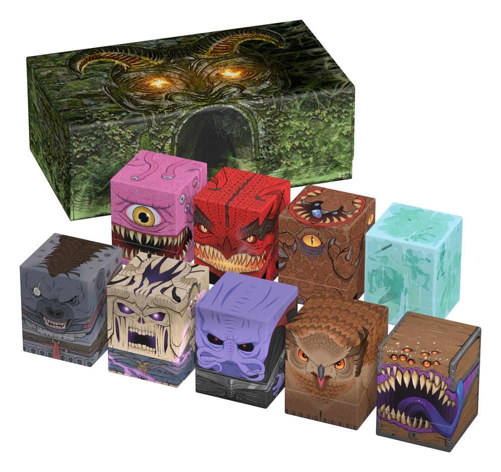 Squaroes Collectors Case 800 D&D Tomb of Annihilation, closed case behind a group of character Squaroes