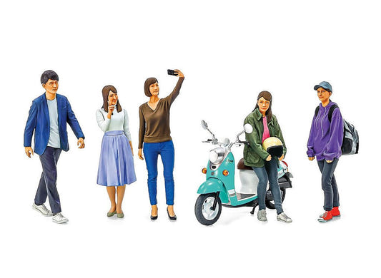 Tamiya 1/24 Campus Friends Set II, five painted figures and a teal scooter lined up