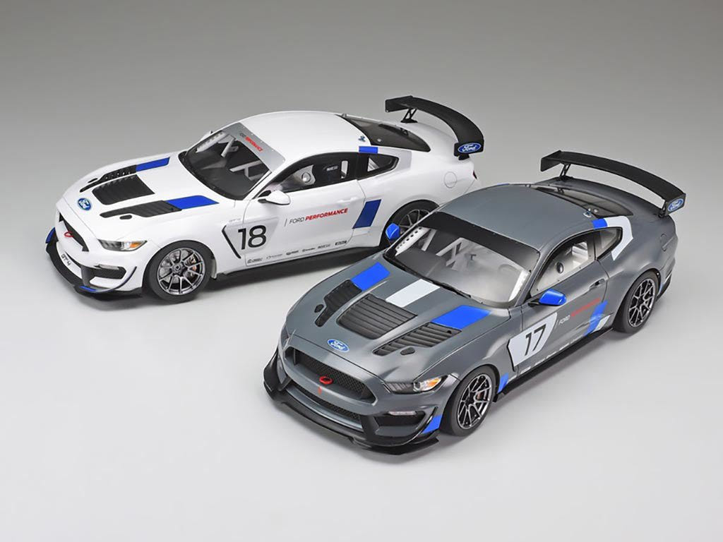 Tamiya 1/24 Ford Mustang GT4 kit, white number 18 and grey number 17 builds side by side