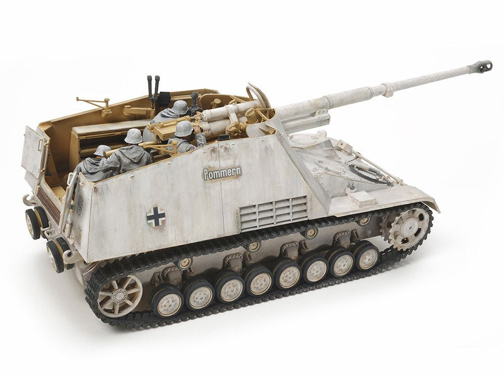 Tamiya 1/35 Nashorn kit, built model in white winter camouflage with crew, left rear view