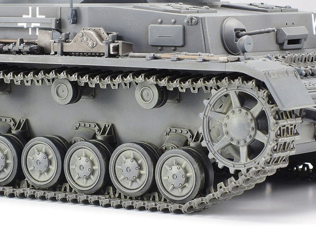 Tamiya 1/35 Panzer IV Ausf.F kit, close-up of the road wheels, sprocket and tracks