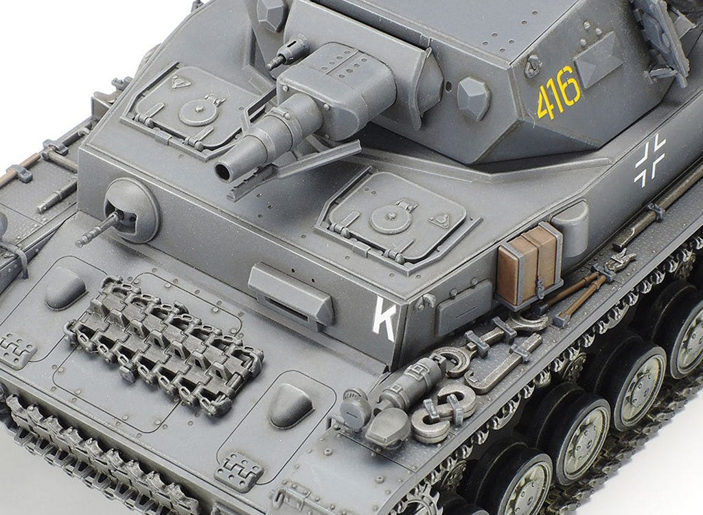 Tamiya 1/35 Panzer IV Ausf.F kit, close-up of the front hull, spare tracks and number 416