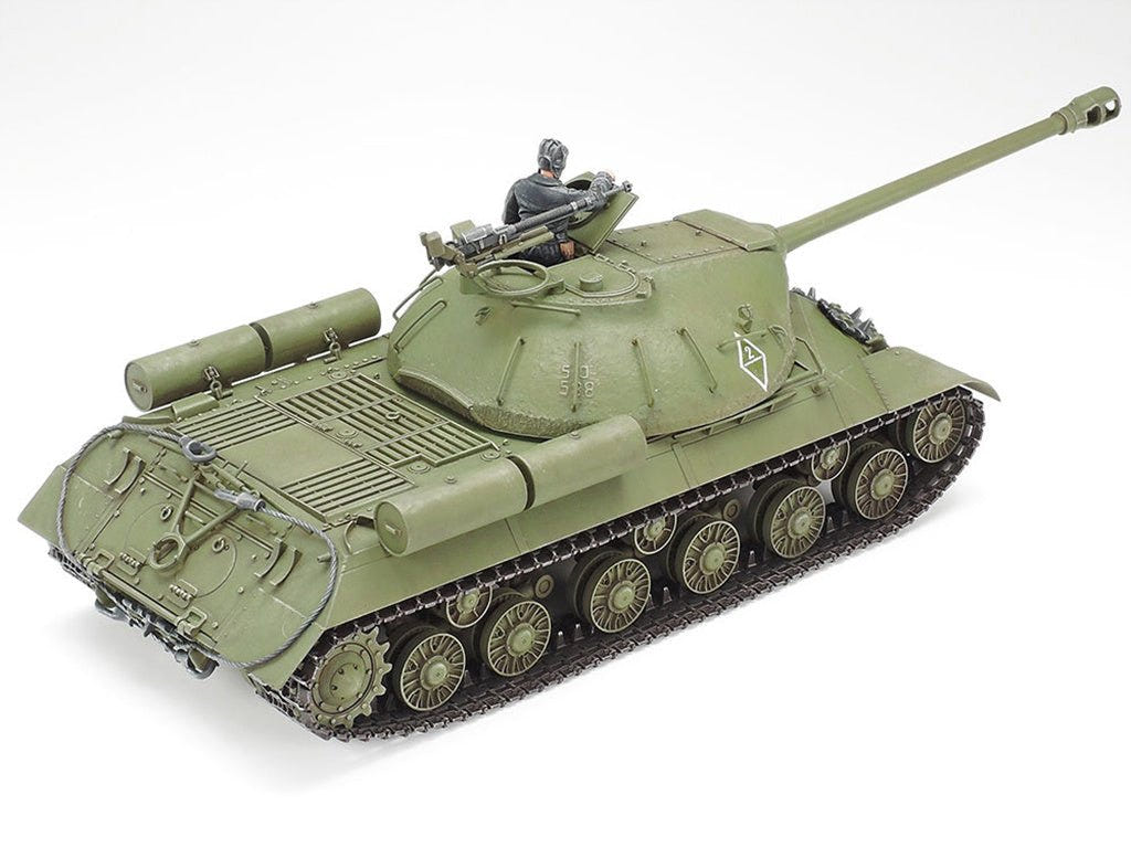 Tamiya 1/35 JS3 Stalin heavy tank kit, built model rear three-quarter view with long gun